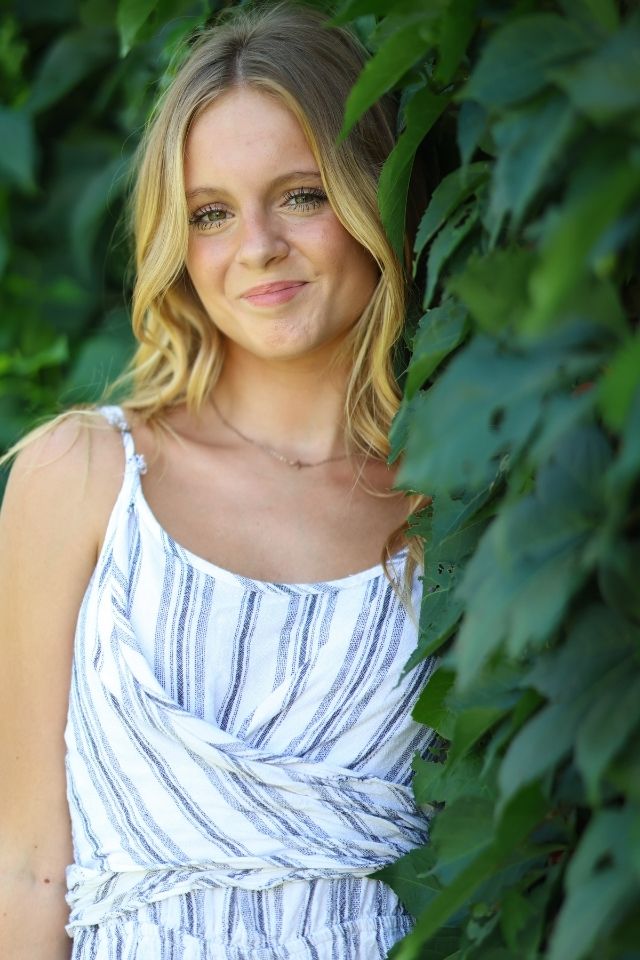 Senior portrait example